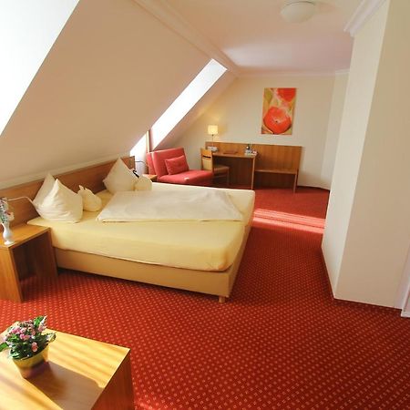 Abasto Hotel Eichenau Εξωτερικό φωτογραφία
