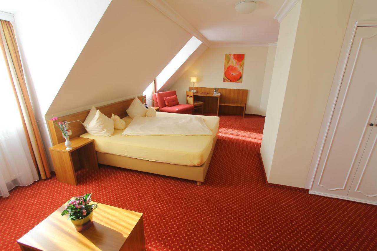 Abasto Hotel Eichenau Εξωτερικό φωτογραφία